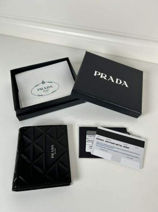 Picture of Prada Wallets _SKUfw214530035fw